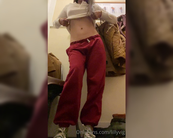 Lilly aka Lillyvig OnlyFans - PRIVATE dressing room play