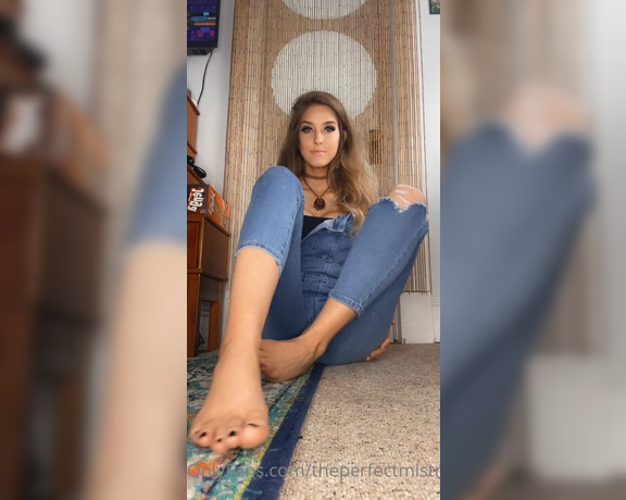 ThePerfectMistress aka Theperfectmistress OnlyFans - You’re so weird, like you think I won’t notice you staring at my feet!