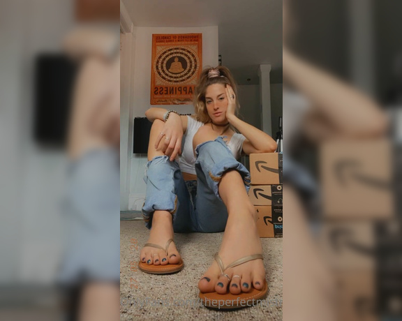 ThePerfectMistress aka Theperfectmistress OnlyFans - Posing in these cute flip flops The Pose might be my favorite pose