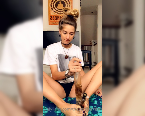 ThePerfectMistress aka Theperfectmistress OnlyFans - Smoking!