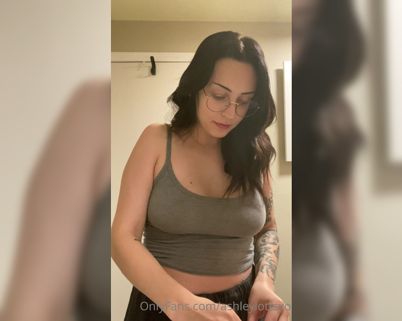 Ashley Lotts aka Ashleylottsxo OnlyFans - Smoking and stripping