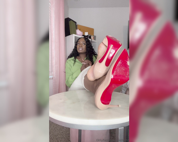 Jae aka Jaefeetz OnlyFans - I caught my student staring at my feet roleplay