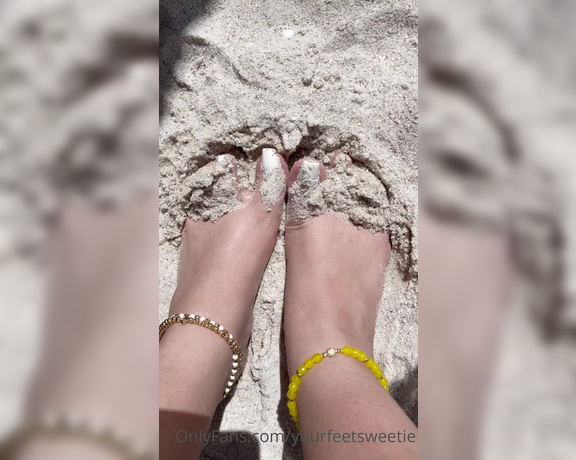SweetiesToes aka Yourfeetsweetie OnlyFans - I am truly enjoying my time on the beach, who loves sandy toes 5