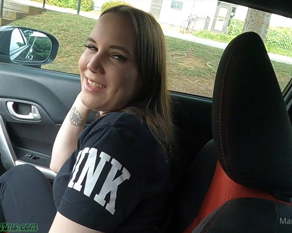 Dakota Charms aka Dakotacharms OnlyFans - Jessa Fills the car with Farts