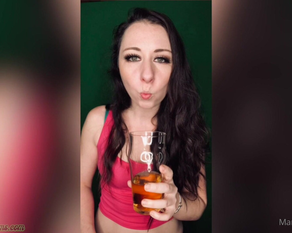 Dakota Charms aka Dakotacharms OnlyFans - You Enjoy Spit and