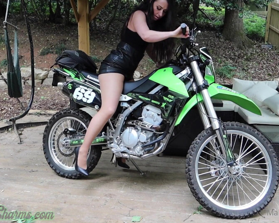 Dakota Charms aka Dakotacharms OnlyFans - Dirty with Dirt Bikestraddling and humping and revving this dirtbike to the max in your shortest