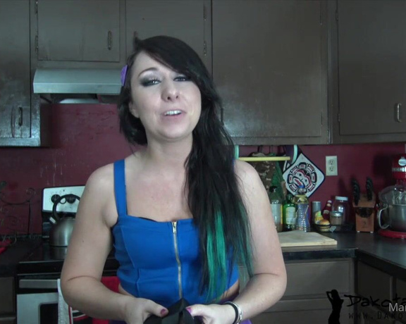 Dakota Charms aka Dakotacharms OnlyFans - Slippery Floors