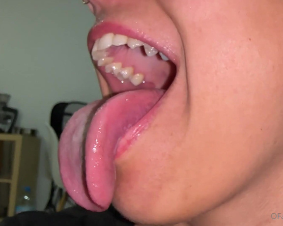 Emma aka Queenstarb OnlyFans - Its been SO LONG since i filmed a Mouth exploration video For my mouth lovers, fun fact I may have
