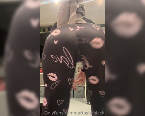 Nattasha Black aka Nattashablack OnlyFans - Do you like my new pijamas