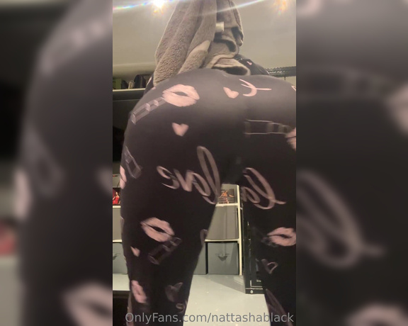 Nattasha Black aka Nattashablack OnlyFans - Do you like my new pijamas