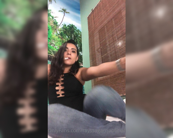 Rainha Rayssa Garcia aka Rayssagarciaoficial OnlyFans - Smoking fetishe #bdsm #smoking