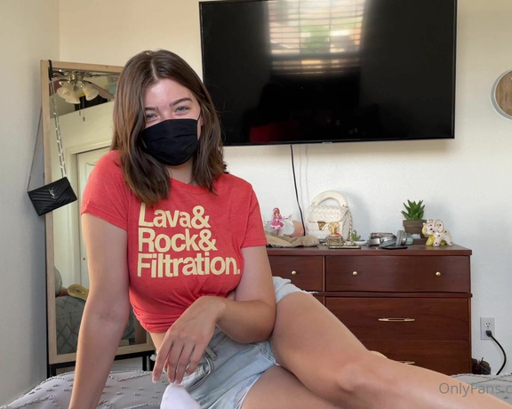 Solelydawn aka Solelydawn OnlyFans - If my finals exam was on footjobs would you give me