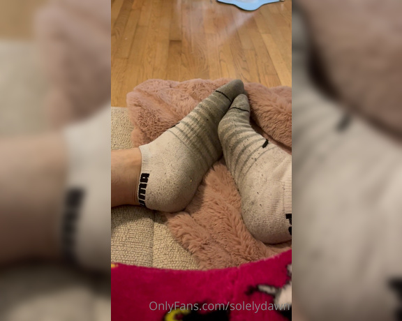 Solelydawn aka Solelydawn OnlyFans - Filmed this in the living room, hope no one saw but you Tell me how big your load was