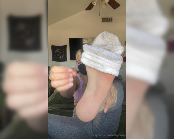 Solelydawn aka Solelydawn OnlyFans - Its been a while A sweaty stinky sock joi just for you