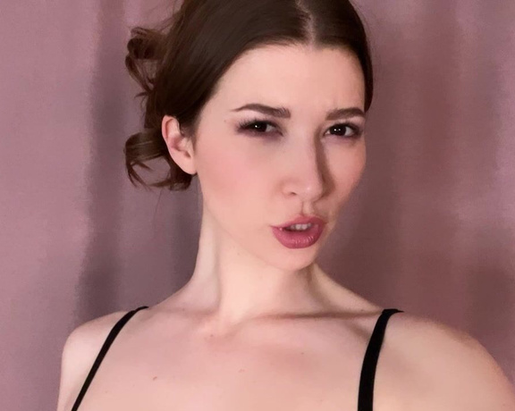 Eva de Vil aka Evadevil OnlyFans - Where do you belong