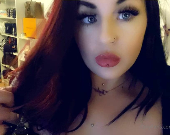 GODDESS TAYLOR aka Taylorhearts_xx OnlyFans - DECEMBER 3RD TASK