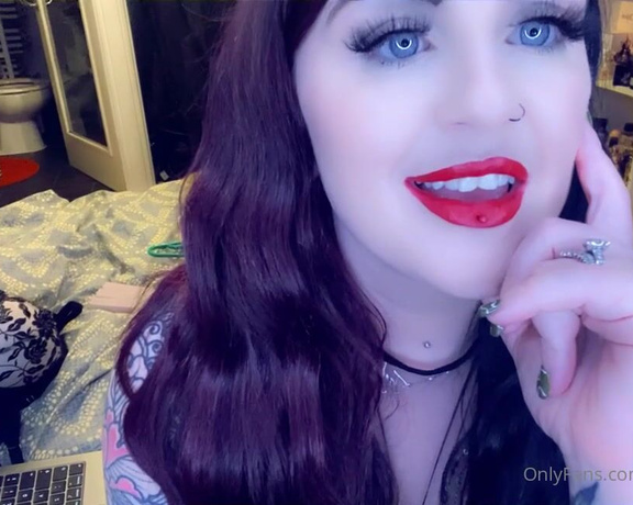 GODDESS TAYLOR aka Taylorhearts_xx OnlyFans - For the cucks! Contact me for cuck clips PTV