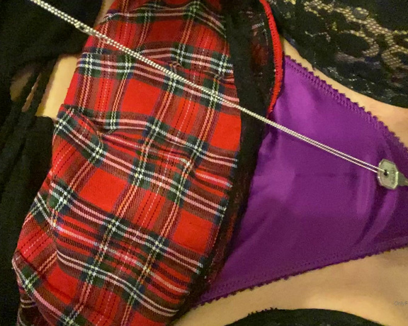 GODDESS TAYLOR aka Taylorhearts_xx OnlyFans - Don’t deny you don’t love seeing your chastity key on my pussy