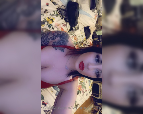 GODDESS TAYLOR aka Taylorhearts_xx OnlyFans - Listen to your  cock and