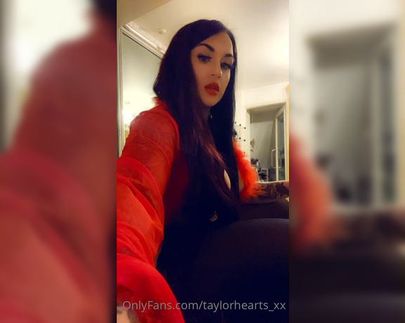 GODDESS TAYLOR aka Taylorhearts_xx OnlyFans - Nothing but a loser