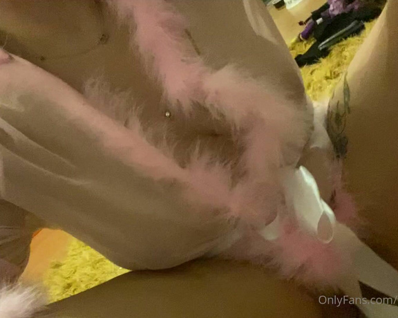 GODDESS TAYLOR aka Taylorhearts_xx OnlyFans - Completely nude And your weak for