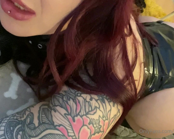 GODDESS TAYLOR aka Taylorhearts_xx OnlyFans - You are Destined for a virgin lifestyle