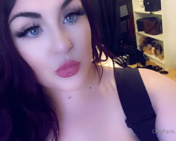 GODDESS TAYLOR aka Taylorhearts_xx OnlyFans - This clip made a weak Ex ALPHA Pay £200 and accept defeat