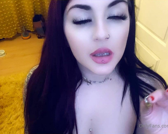 GODDESS TAYLOR aka Taylorhearts_xx OnlyFans - Chastity is good when your keys belong