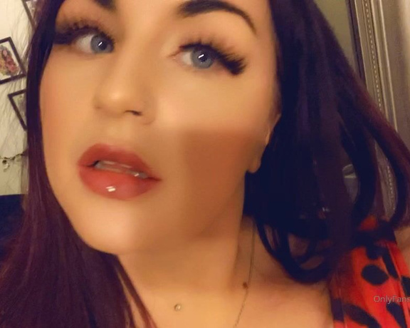 GODDESS TAYLOR aka Taylorhearts_xx OnlyFans - 5d953566b8624073c8d8d