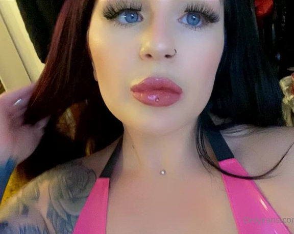 GODDESS TAYLOR aka Taylorhearts_xx OnlyFans - Is there any wonder pig gets in a frenzy 1