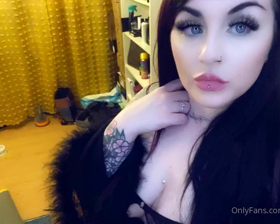 GODDESS TAYLOR aka Taylorhearts_xx OnlyFans Video 42