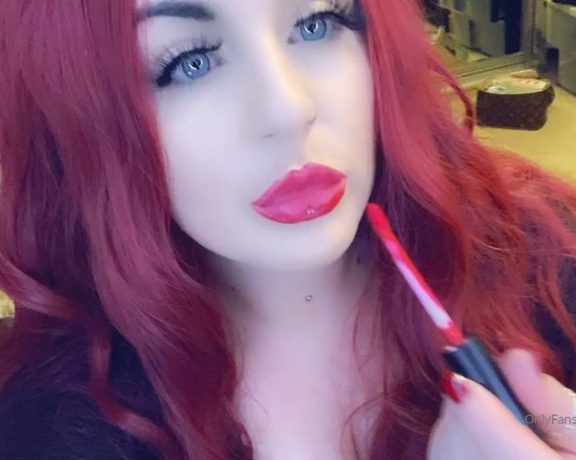 GODDESS TAYLOR aka Taylorhearts_xx OnlyFans - 5e17bb3774c99d1077b06