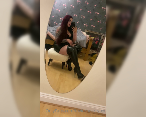 GODDESS TAYLOR aka Taylorhearts_xx OnlyFans - Full leather