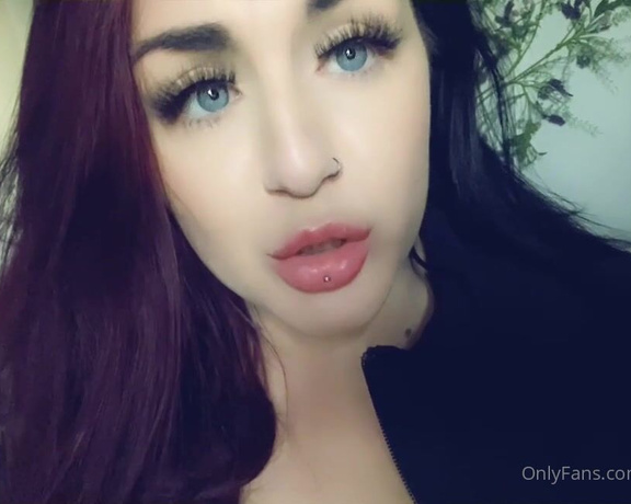 GODDESS TAYLOR aka Taylorhearts_xx OnlyFans - Crumble  make your cock hard