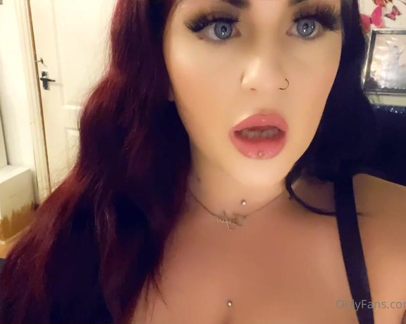 GODDESS TAYLOR aka Taylorhearts_xx OnlyFans - Latex drives you crazy