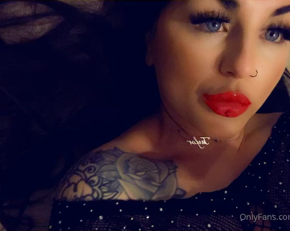 GODDESS TAYLOR aka Taylorhearts_xx OnlyFans - I’d destroy you