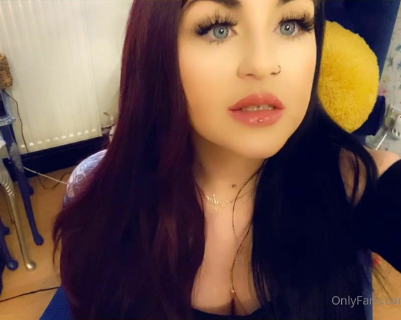 GODDESS TAYLOR aka Taylorhearts_xx OnlyFans - Work from home sissy task!