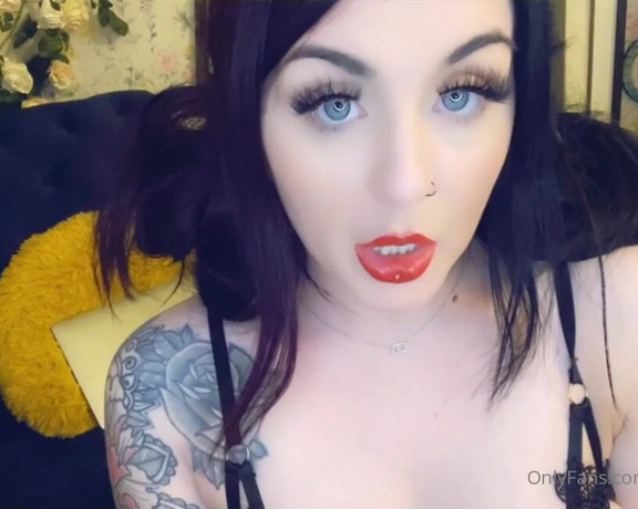 GODDESS TAYLOR aka Taylorhearts_xx OnlyFans - CEI ( 6 MINS)