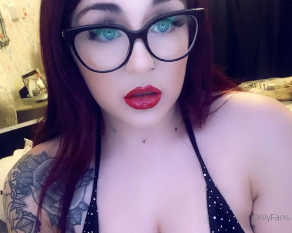 GODDESS TAYLOR aka Taylorhearts_xx OnlyFans - Playing on your weaknesses