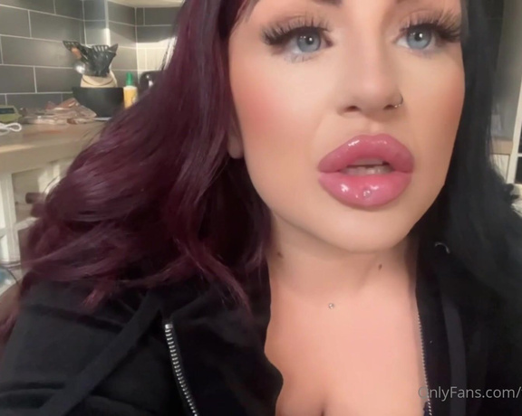 GODDESS TAYLOR aka Taylorhearts_xx OnlyFans - Welcome to therapy