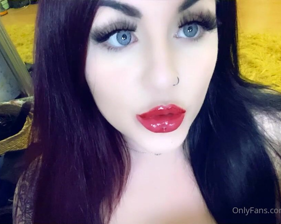 GODDESS TAYLOR aka Taylorhearts_xx OnlyFans - Running from the truth Time to embrace
