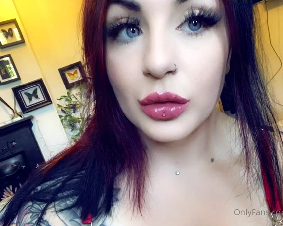 GODDESS TAYLOR aka Taylorhearts_xx OnlyFans - Quick Wednesday task film &