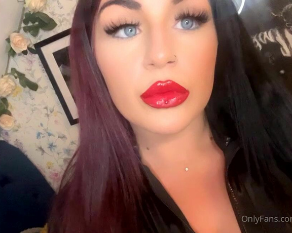 GODDESS TAYLOR aka Taylorhearts_xx OnlyFans Video 40