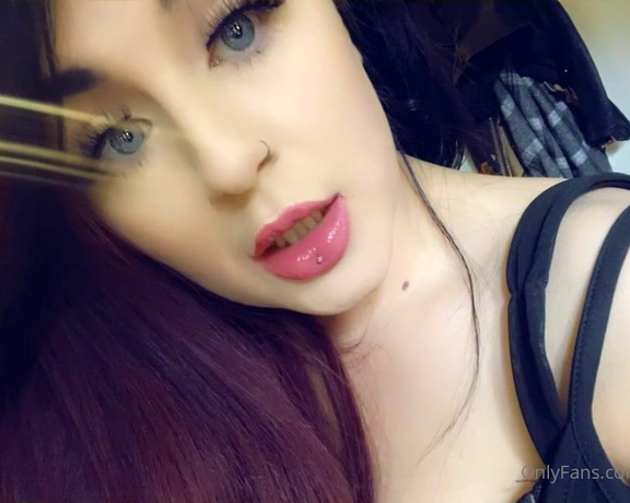 GODDESS TAYLOR aka Taylorhearts_xx OnlyFans Video 14