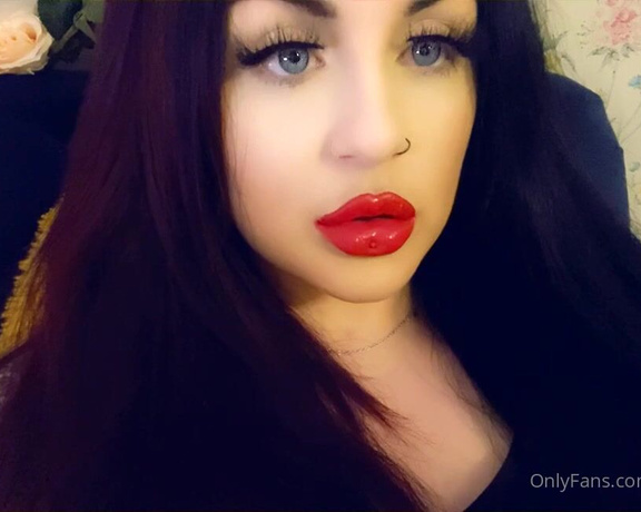 GODDESS TAYLOR aka Taylorhearts_xx OnlyFans - Sound like a situation you want yourself