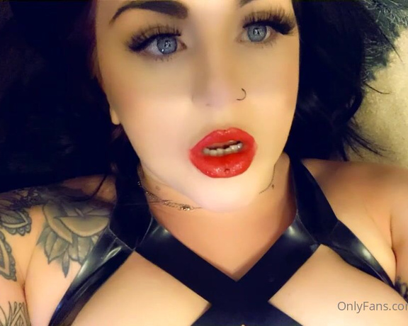 GODDESS TAYLOR aka Taylorhearts_xx OnlyFans - Make me a promise Pussy free