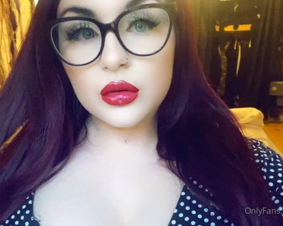 GODDESS TAYLOR aka Taylorhearts_xx OnlyFans - Pin