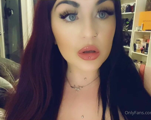 GODDESS TAYLOR aka Taylorhearts_xx OnlyFans - A simple MONDAY 14TH task to start the week off Comment below!