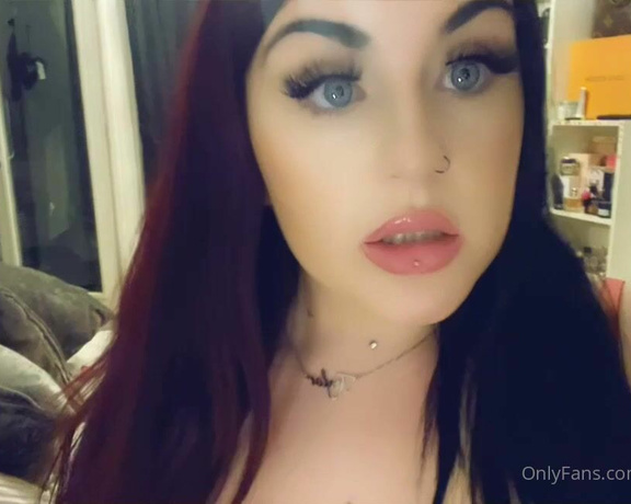 GODDESS TAYLOR aka Taylorhearts_xx OnlyFans - A simple MONDAY 14TH task to start the week off Comment below!