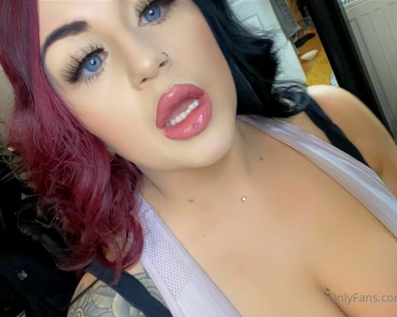 GODDESS TAYLOR aka Taylorhearts_xx OnlyFans - Only one way to be a good boy